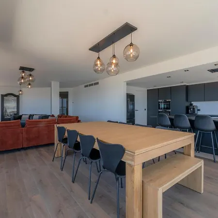 Panne-o-rama 601, 5 Bedrooms - 10p, Luxurious, Breathtaking Sea View