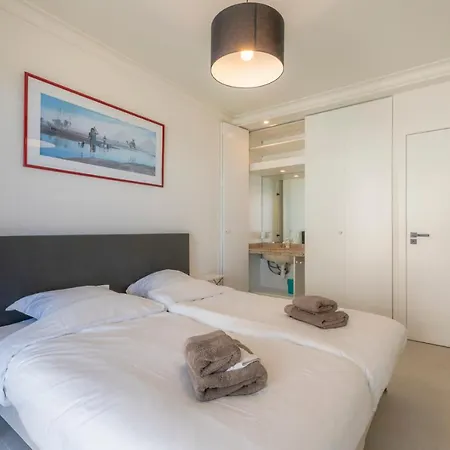 Panne-o-rama 601, 5 Bedrooms - 10p, Luxurious, Breathtaking Sea View * De Panne