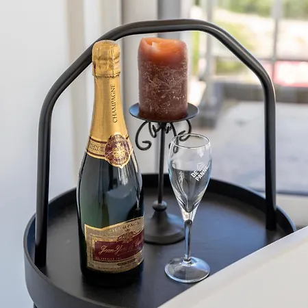 Apartamento Panne-o-rama 601, 5 Bedrooms - 10p, Luxurious, Breathtaking Sea View