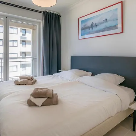 Panne-o-rama 601, 5 Bedrooms - 10p, Luxurious, Breathtaking Sea View * De Panne