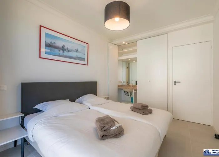 Panne-o-rama 601, 5 Bedrooms - 10p, Luxurious, Breathtaking Sea View * De Panne