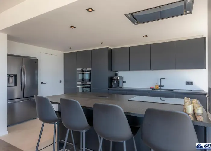 Panne-o-rama 601, 5 Bedrooms - 10p, Luxurious, Breathtaking Sea View *