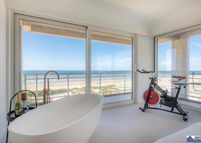 Apartamento Panne-o-rama 601, 5 Bedrooms - 10p, Luxurious, Breathtaking Sea View